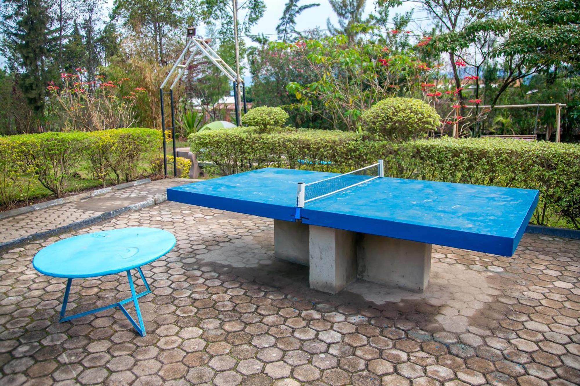 Karisimbi Cave Resort ルヘンゲリ エクステリア 写真